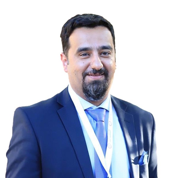 الدكتور أريب أحمد قريش